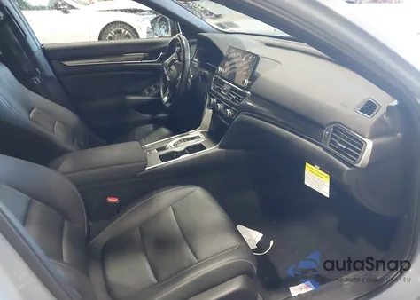 2022 Honda Accord Sport 2.0T z USA, uszkodzony, nr VIN 1HGCV2F33NA013548